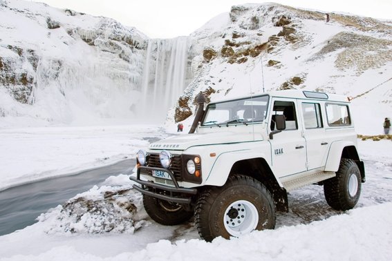 IS_MWSJ1_Island_Superjeep_Vermietung1.jpg